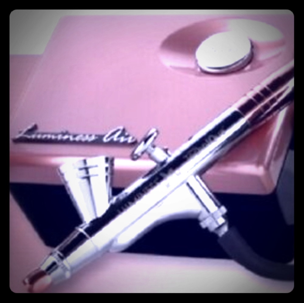 SOLD  Luminess airbrush makeup set